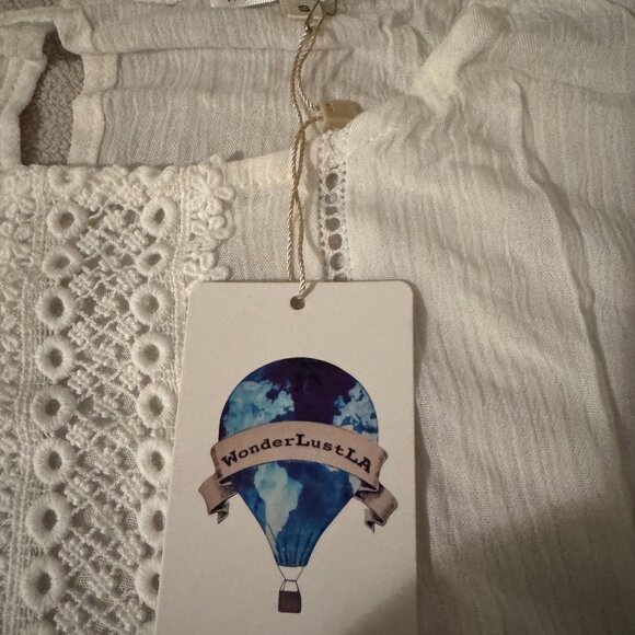 Women's Ivory Embroidered Accents Scoop Neck Flutter-Sleeved Blouse Size S - Picture 4 of 5